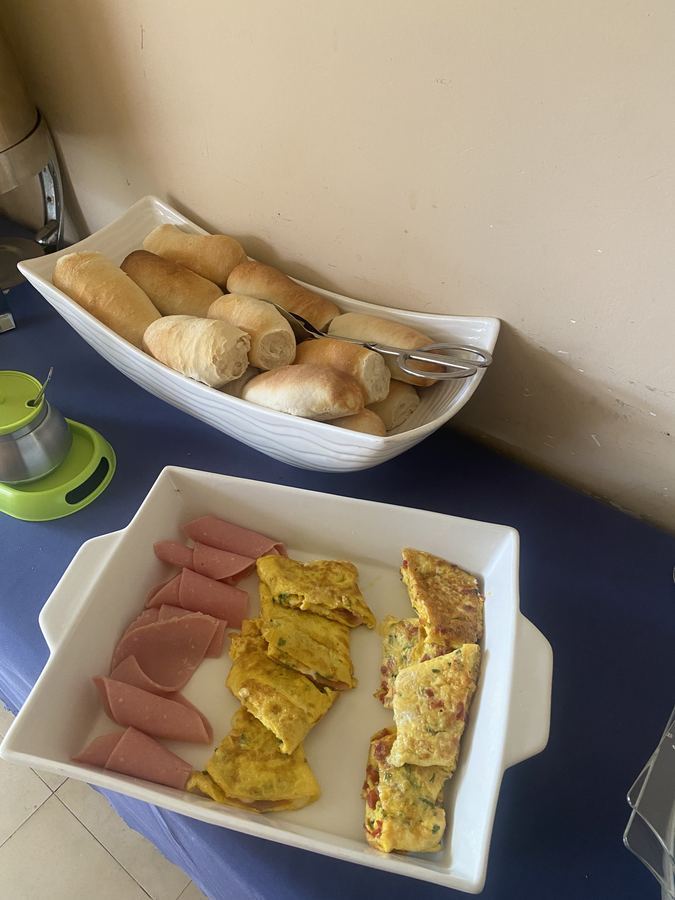 Pão fresco do pequeno-almoço